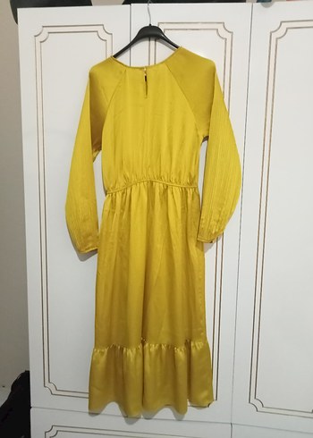 Sarı Pilili Uzun Keten Elbise - Görsel 2