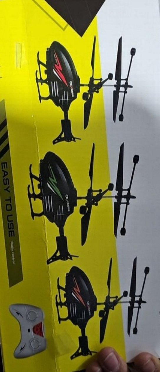 Renkli Kanatlı Siyah Helikopter Oyuncak.25 metre yüksekliğe uçar - Görsel 4