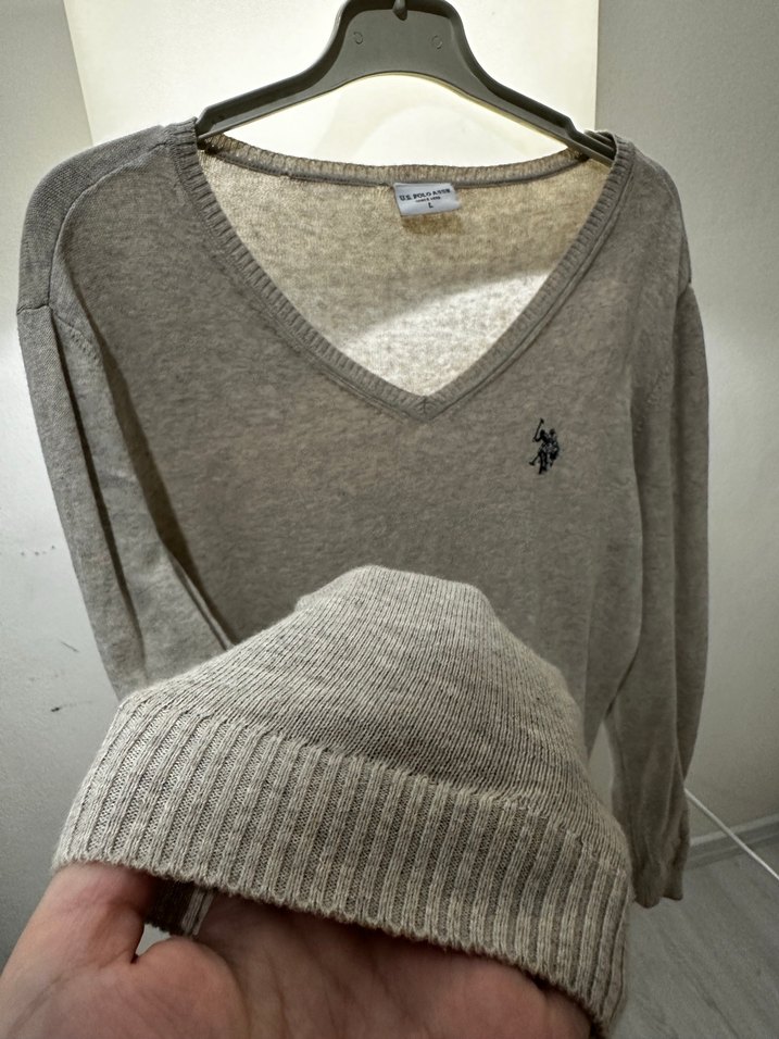 Bej V Yakalı Triko - Görsel 2