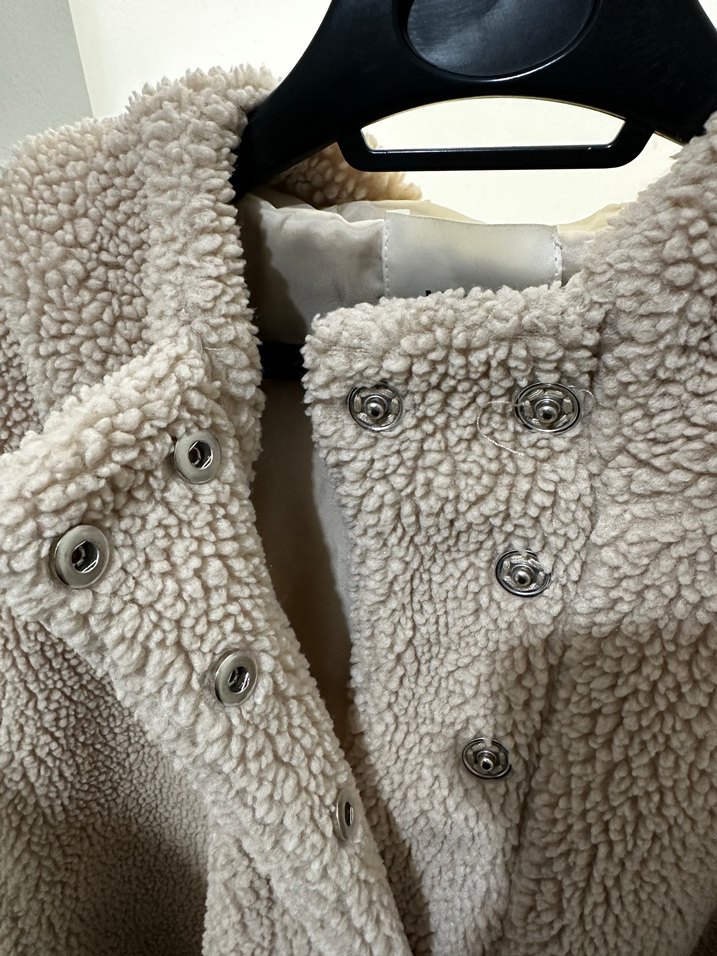 Bej Kadın Kısa Peluş Ceket - Görsel 3