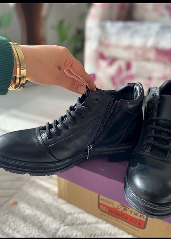 Siyah Bağcıklı Erkek Bot - Görsel 3