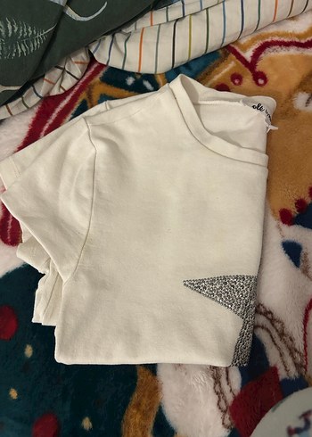 Kız Çocuk Beyaz Kısa Kollu Payetli Tişört - Görsel 3