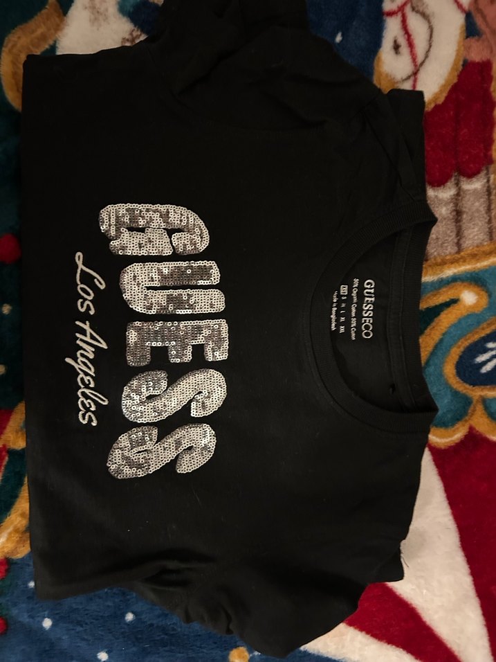 Siyah Parlak Baskılı Fitted Tişört - Görsel 2