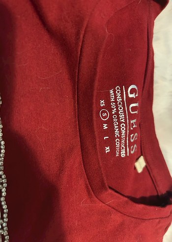 Kırmızı V Yaka Kadın Tişört - Guess - Görsel 4