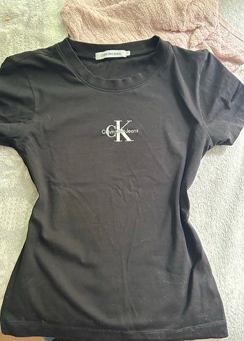 Kız Çocuk Siyah Calvin Klein Tişört - Görsel 2