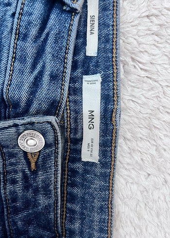 Mango Kadın Mavi Denim Normal Kesim Jean - Görsel 2