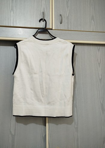 V Yakalı Beyaz Kadın Süveter - Görsel 2