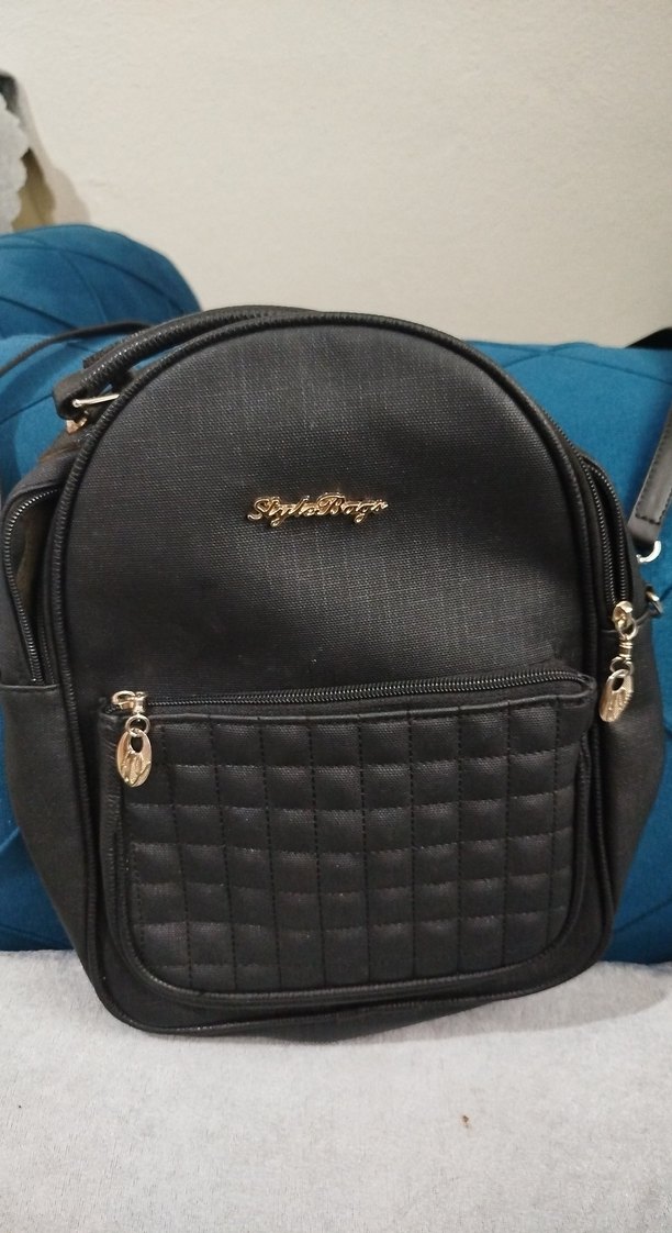 Siyah Deri Nakışlı Kadın Sırt Çantası - Görsel 3