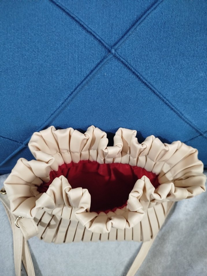 Bej Pliseli Kadın Omuz Çantası - Görsel 3