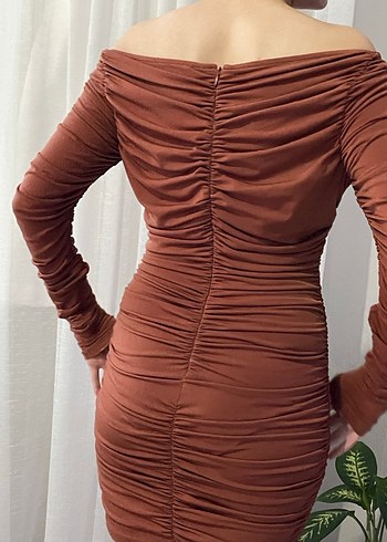 Drapeli V Yaka Kahverengi Midi Elbise - Görsel 5