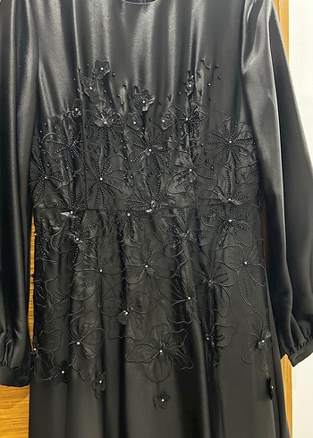 Kayra çicek aplikeli saten elbise - Görsel 4