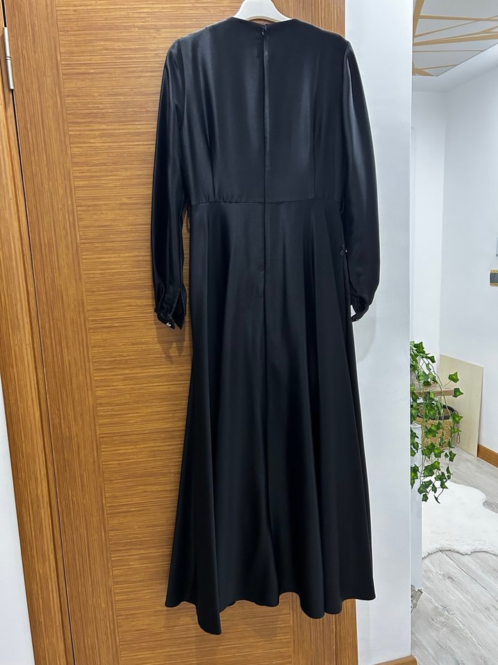 Kayra çicek aplikeli saten elbise - Görsel 3