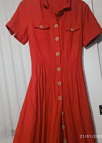 Düğmeli Kırmızı Midi Elbise - Görsel 3