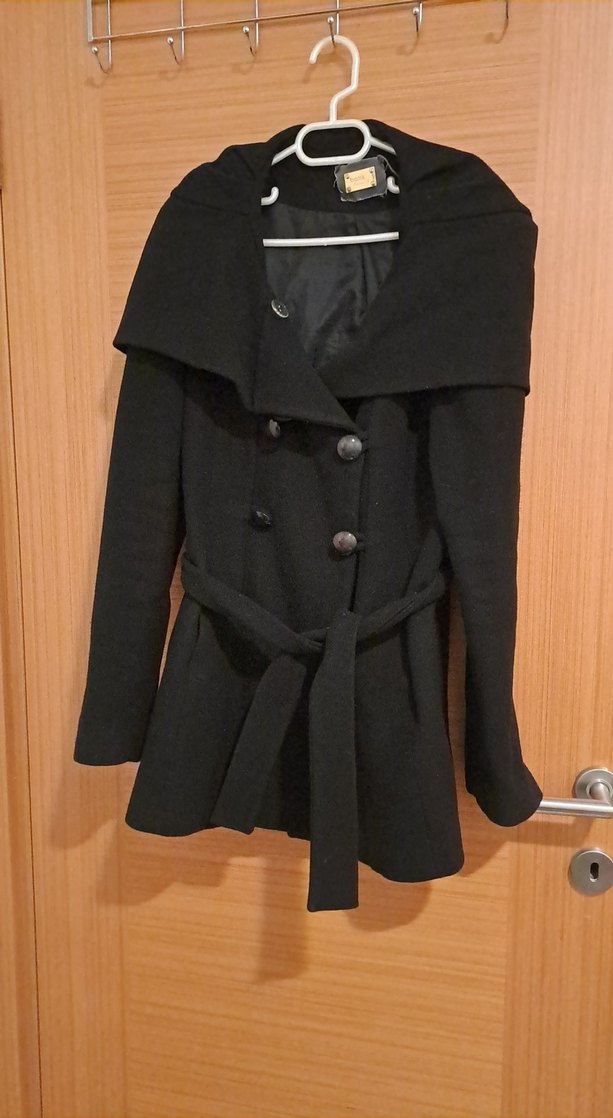 Çift Düğmeli Siyah Kaban - Görsel 2