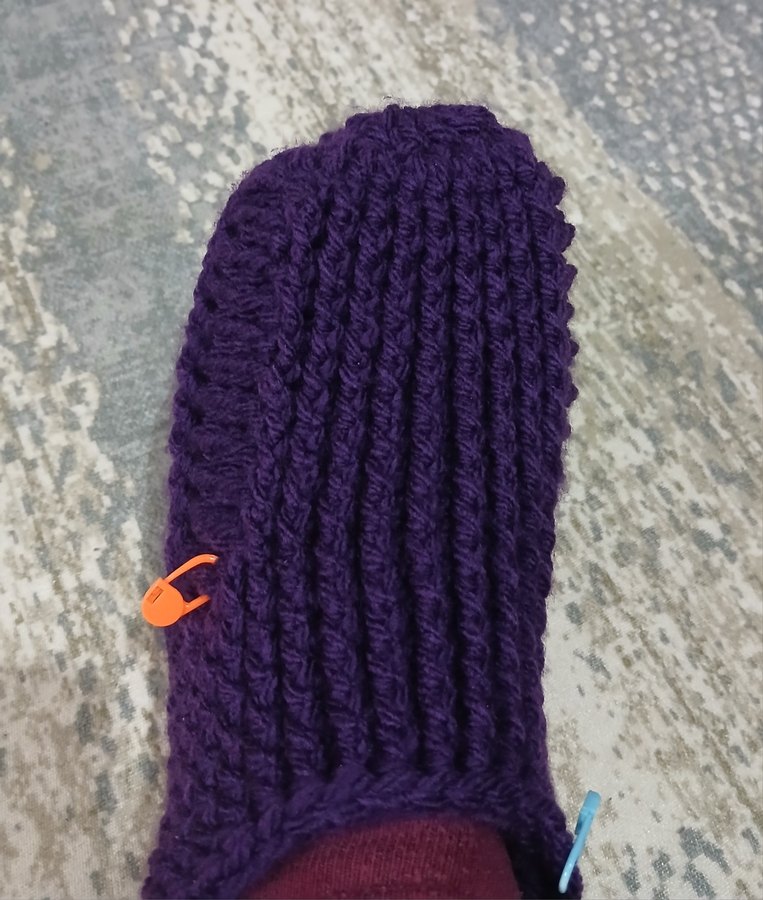 Mor Renk Örgü ev botu - Görsel 2