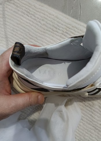 Vakko Beyaz Yılan Desenli Topuklu Spor Ayakkabı - Görsel 6