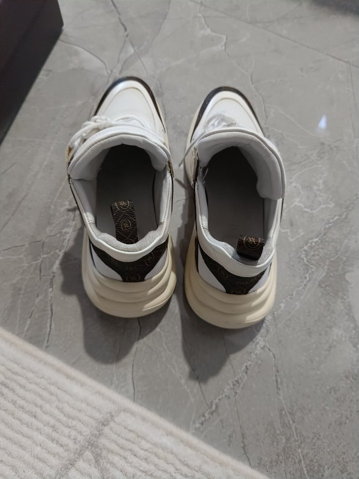 Vakko Beyaz Yılan Desenli Topuklu Spor Ayakkabı - Görsel 5