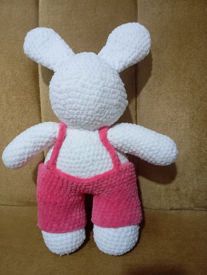 Pembe Salopetli Peluş Tavşan Oyuncak - Görsel 2