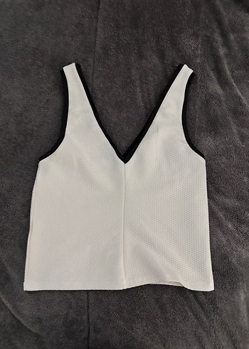 V Yaka Beyaz Kadın Atlet - Görsel 2