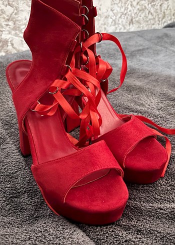 Kırmızı Süet Platform Topuklu Kadın Abiye Ayakkabı - Görsel 2