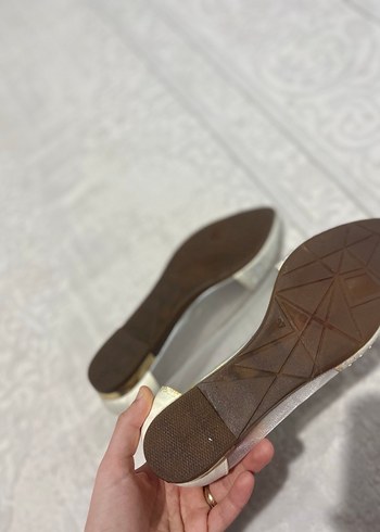 Beyaz Parlak Payetli Kadın Topuklu Babet - Görsel 5