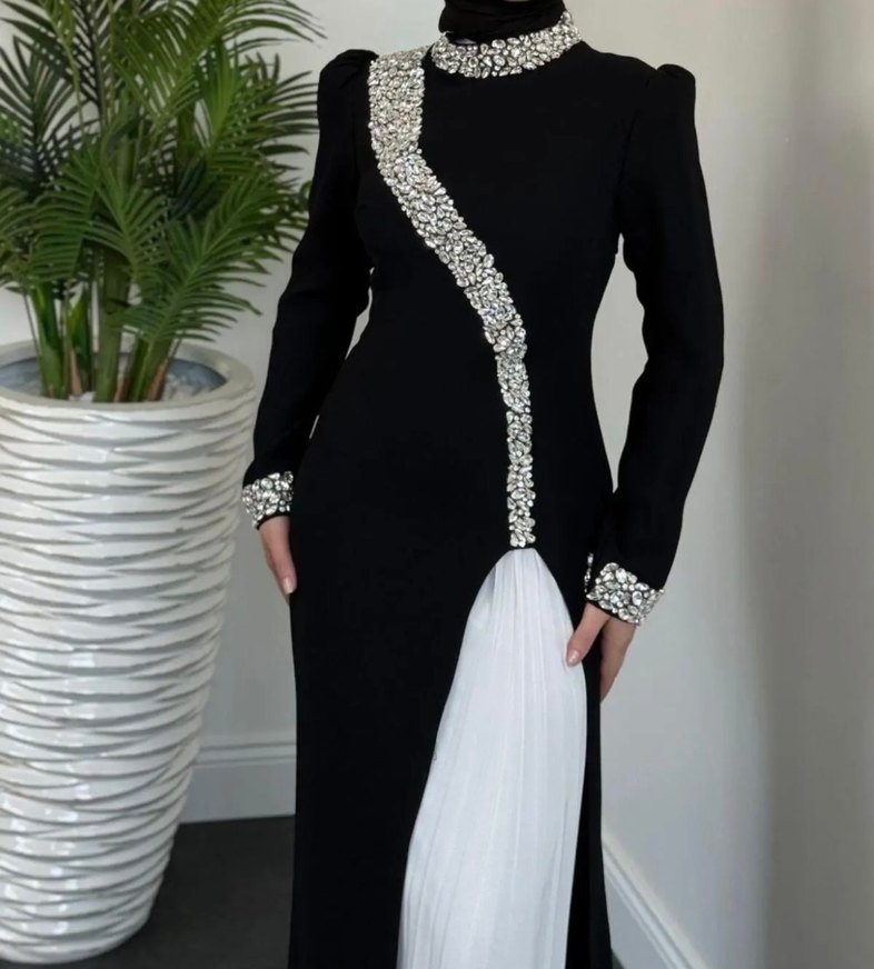 Drapeli Siyah Uzun Abiye Elbise - Görsel 2