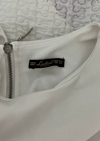 Beyaz Kolsuz Halter Yaka Crop Top - Görsel 2