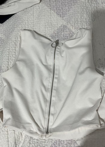 Beyaz Kolsuz Halter Yaka Crop Top - Görsel 3