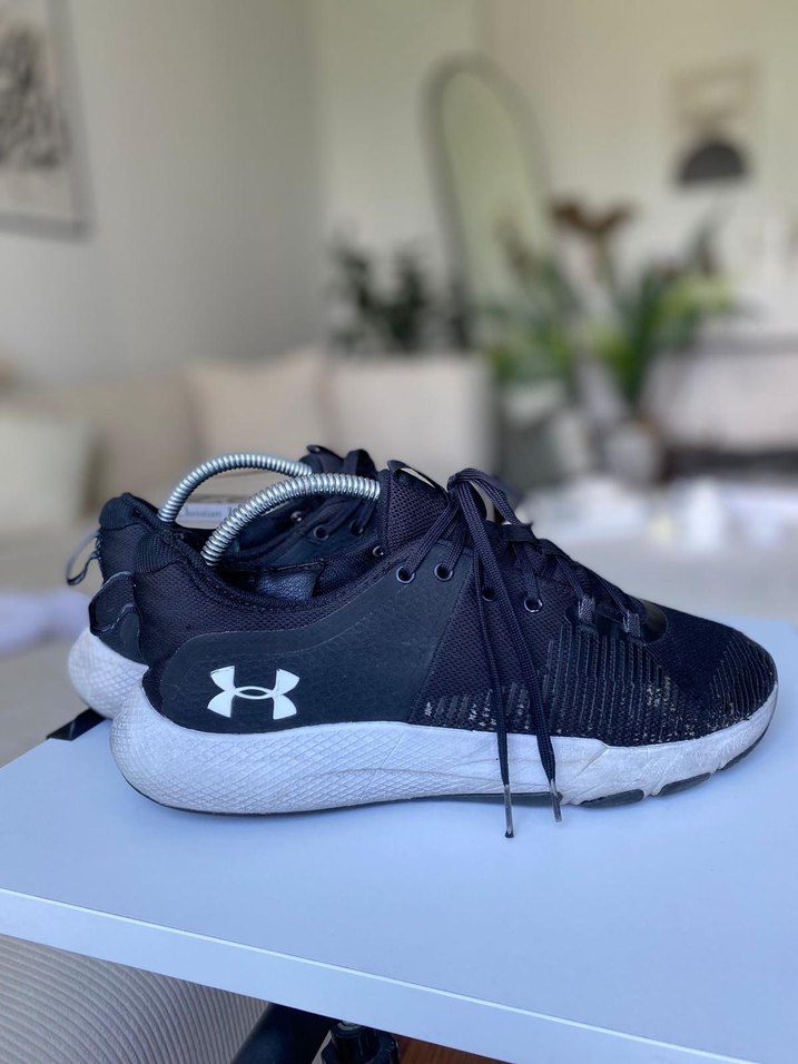 Under Armour Charged Engage Antreman Ayakkabısı - Görsel 2