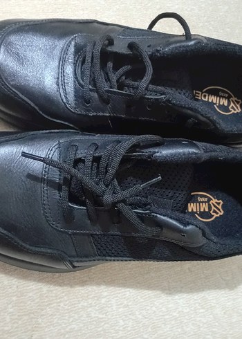 Erkek Siyah Bağcıklı Spor Ayakkabı
sıfır hiç kullanılmamıştır - Görsel 3