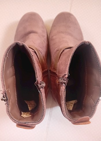 Kahverengi Süet Toka Detaylı Kadın Bot - Görsel 5