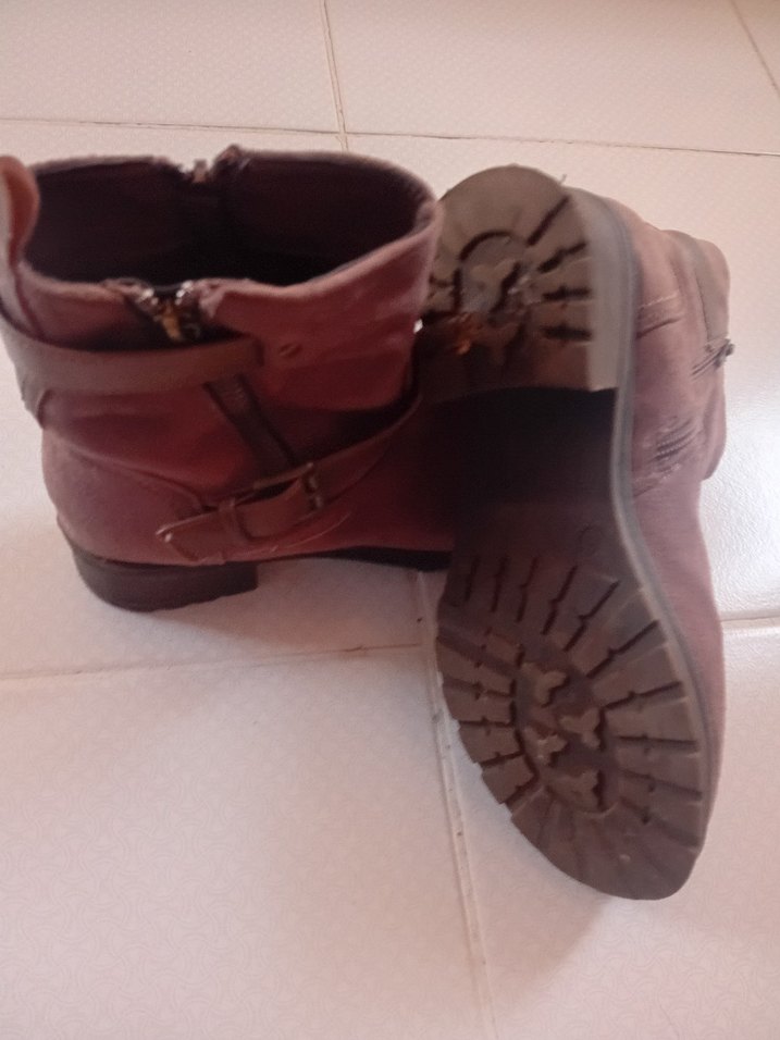 Kahverengi Süet Toka Detaylı Kadın Bot - Görsel 4