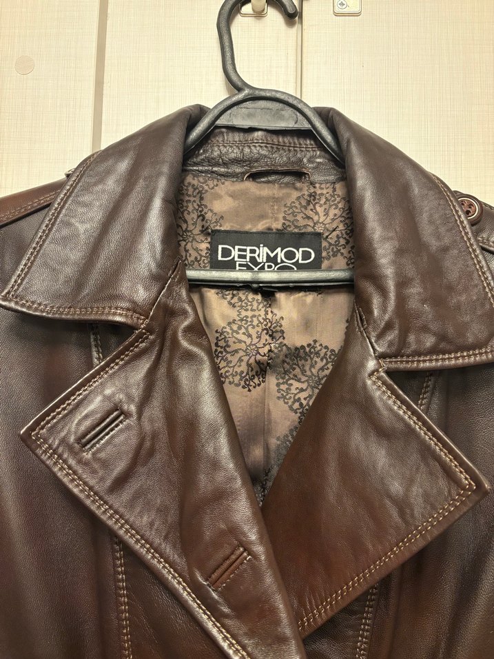 Deri Düğmeli Kahverengi Kadın Ceket - Görsel 3