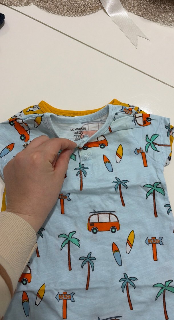 Renkli Desenli Kısa Kollu Bebek Tulumları - Görsel 3