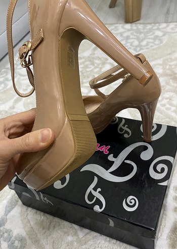 Bej Rugan Tokalı Stiletto Kadın Ayakkabı - Görsel 4