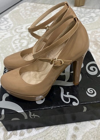 Bej Rugan Tokalı Stiletto Kadın Ayakkabı - Görsel 3