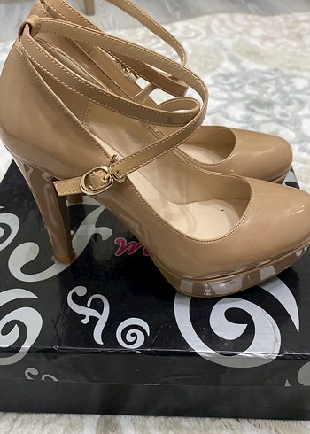 Bej Rugan Tokalı Stiletto Kadın Ayakkabı - Görsel 2