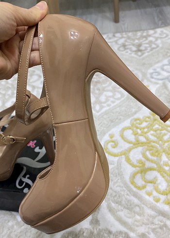 Bej Rugan Tokalı Stiletto Kadın Ayakkabı - Görsel 5