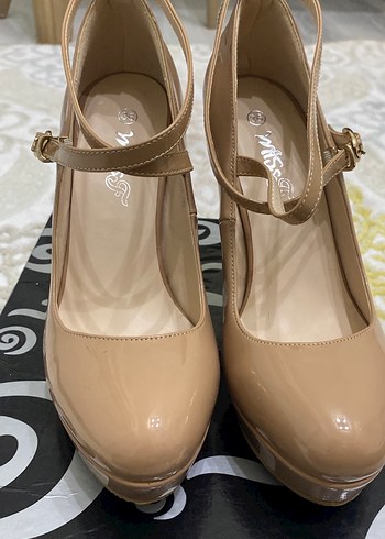 Bej Rugan Tokalı Stiletto Kadın Ayakkabı - Görsel 6