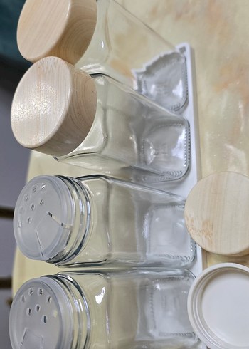 Kapaklı Cam Baharat Kavanozları - Görsel 3