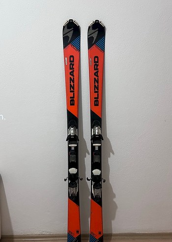 Blizzard Kayak takımı 160 cm ve 167 cm mevcut - Görsel 2
