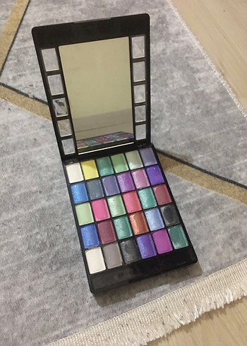 Gold Kiss Çok Renkli Göz Farı Paleti - Görsel 2