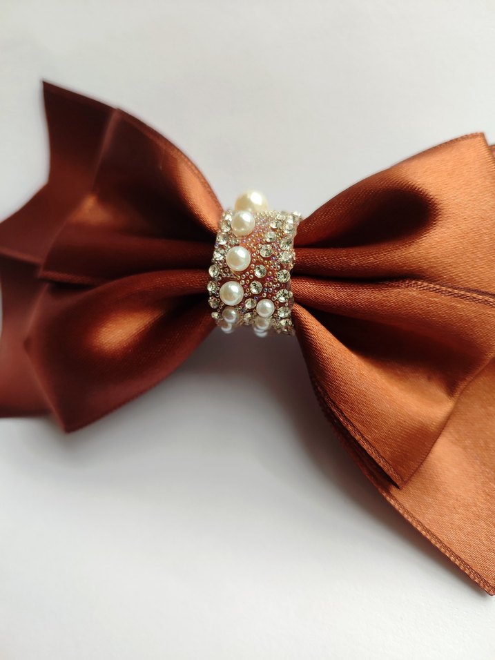 Kahverengi Parlak Saten Fiyonk Toka - Görsel 2