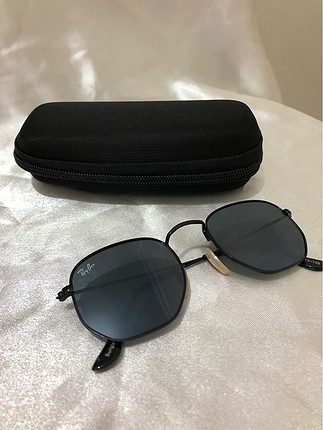 RAY BAN GÜNEŞ GÖZLÜĞÜ YENİ