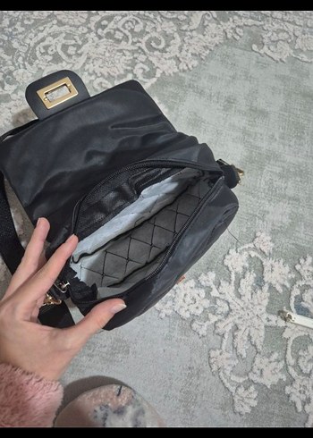 Siyah Deri Kemerli Kadın Çanta - Görsel 4