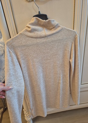 Düğmeli Bej Yüksek Yakalı Kadın Kazak - Görsel 2