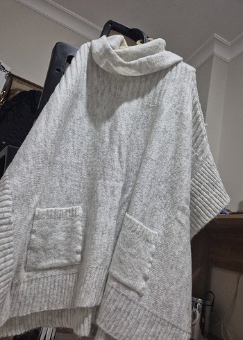 Gri Triko Boğazlı Salaş Kadın Panço - Görsel 5