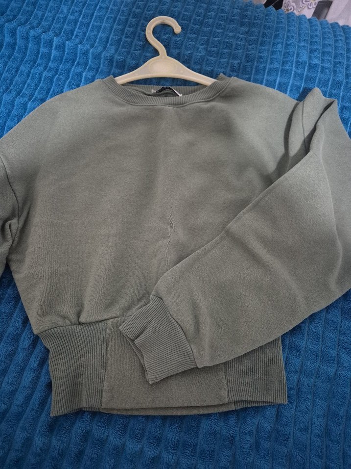 Yeşil Kadın Sweatshirt, Bisiklet Yaka, Salaş Kesim Crop - Görsel 4