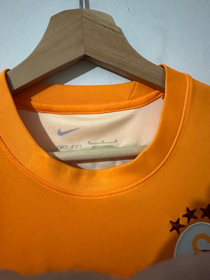 Galatasaray 2023/24 İç Saha Forması Nike Dri-Fit (2. El)  M - Görsel 3
