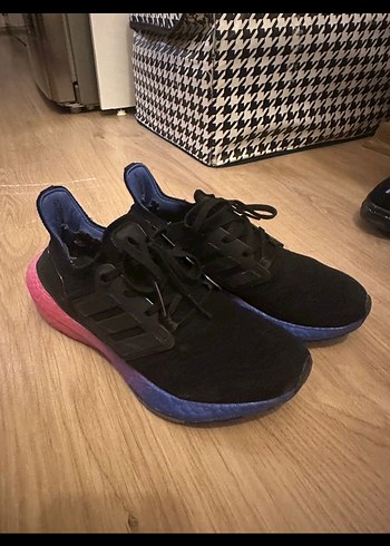 Orjinal adidas ultraboost 37,37,50 - Görsel 2